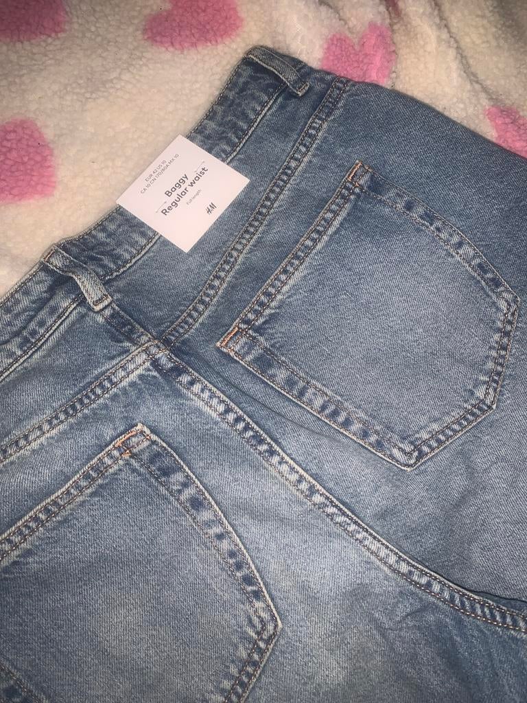 H&M Ongedragen Broek Maat 42, Kleding | Dames, Spijkerbroeken en Jeans, Ophalen of Verzenden, Nieuw, Blauw, W33 - W36 (confectie 42/44)