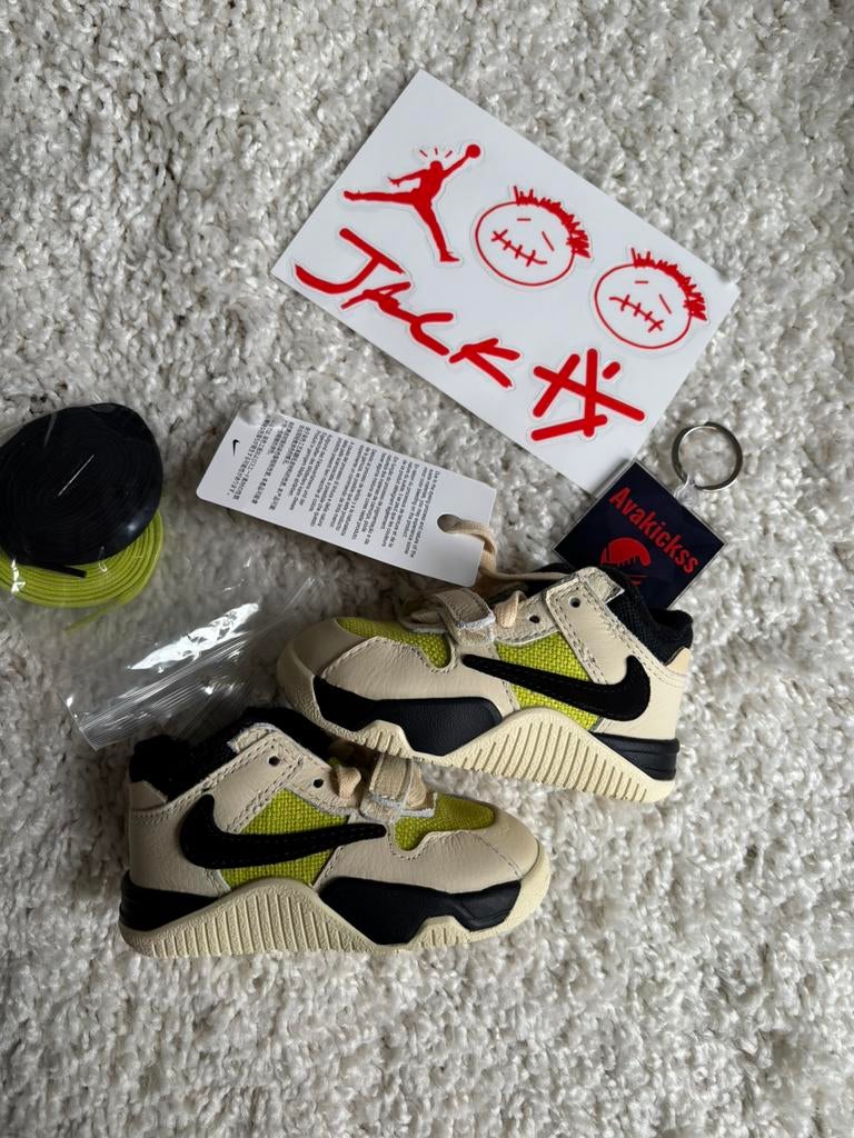 Nike Jordan Jumpman Jack Travis Scott Bright Cactus maat 21, Jongen of Meisje, Schoenen, Nieuw, Ophalen of Verzenden