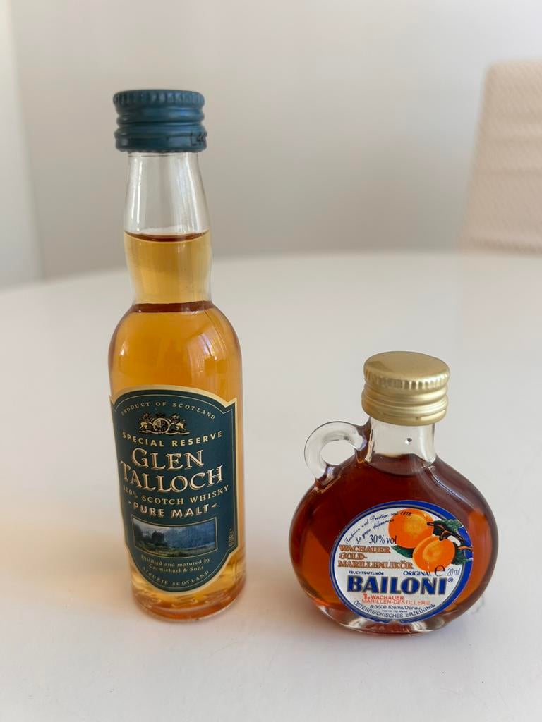 Miniatuur verzamelflesjes, Ophalen of Verzenden