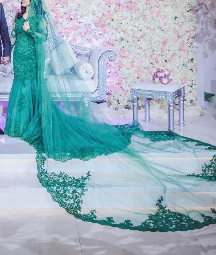 Prachtige groene bruidsjurk/hennajurk met sluier, Ophalen of Verzenden, Zo goed als nieuw, Groen, Trouwjurk