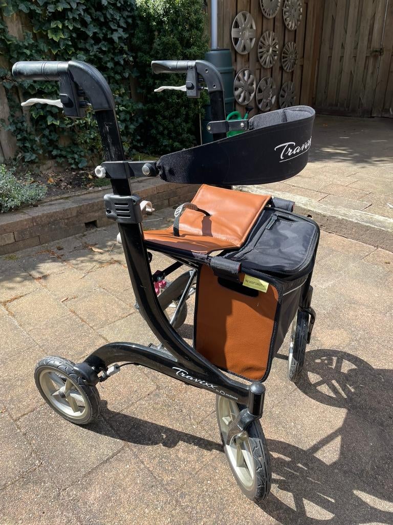 Travixx Traveller M Rollator, Diversen, Rollators, Ophalen, Opvouwbaar, Zo goed als nieuw