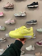Nike Air Force 1 Low Yellow Strike 38, 12,, Geel, Nieuw, Ophalen of Verzenden