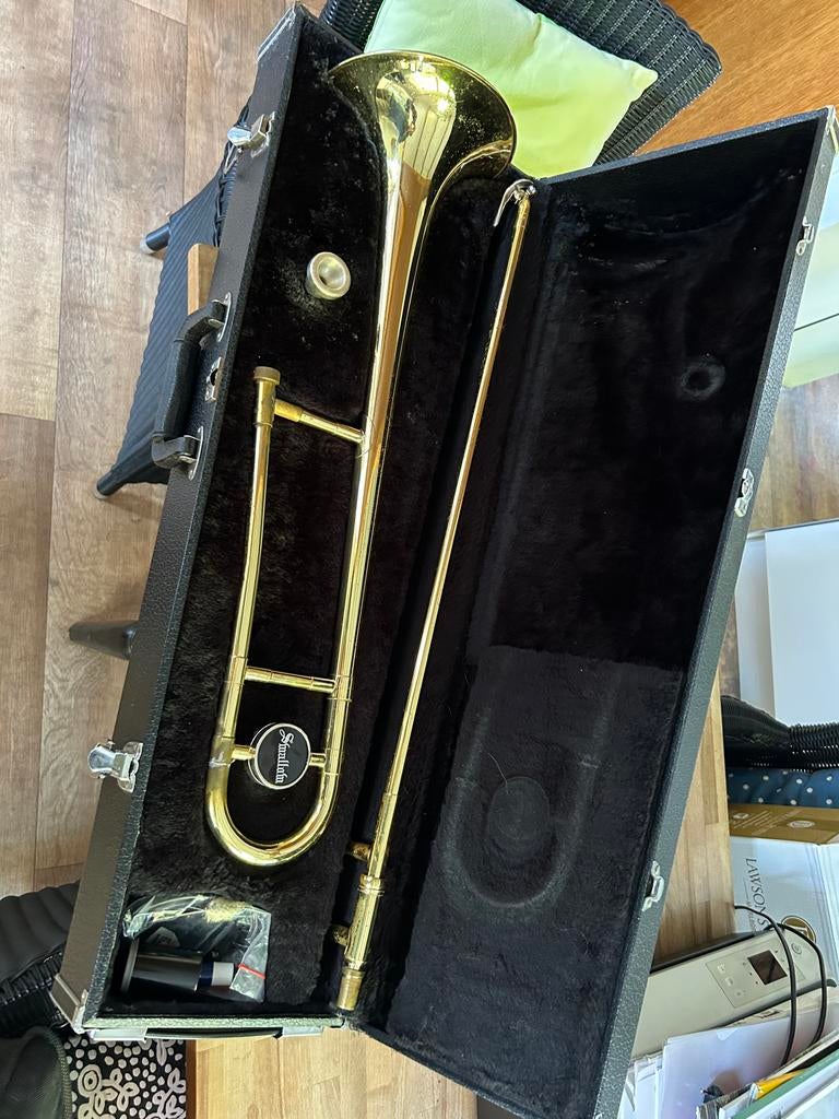 Trombone Swallow met koffer, Ophalen, Gebruikt, Overige typen, Met koffer