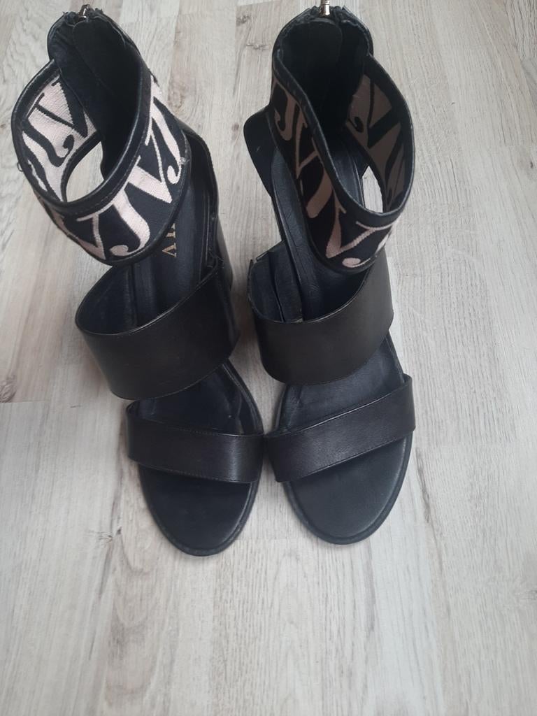 Hakken van josh v, Kleding | Dames, Schoenen, Zwart, Ophalen of Verzenden, Schoenen met hoge hakken, Josh V