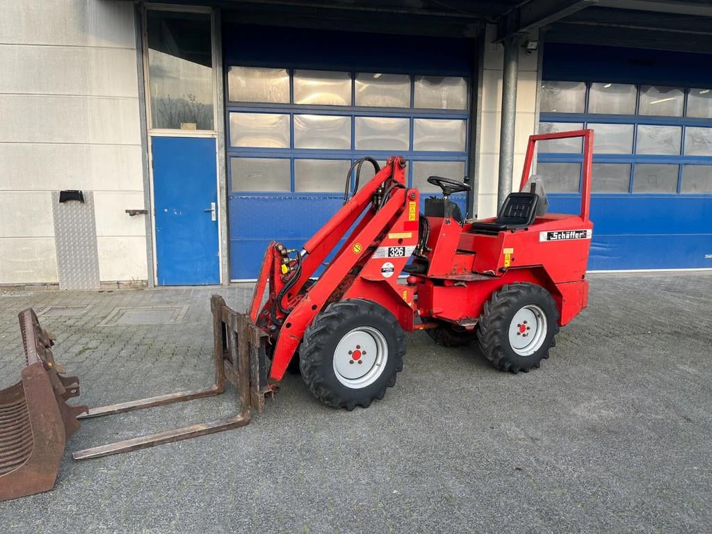 Schäffer 326 minishovel / mini loader (bj 1998), Koen Arends, Koen@arendshandel-verhuur.com, Lange Beijerd 6
5431SJ  CUIJK, NL
