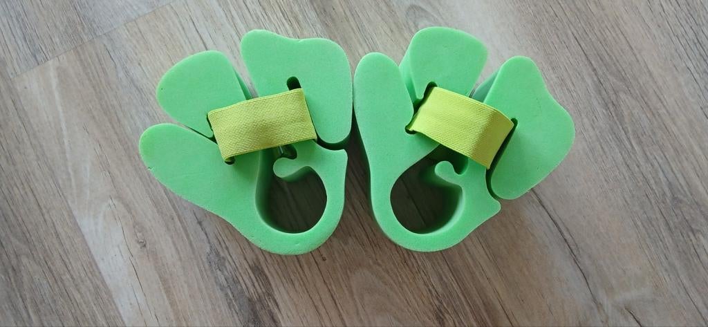 Nabaiji foam zwembandjes, Kinderen en Baby's, Kindermode-accessoires, Ophalen, Zo goed als nieuw