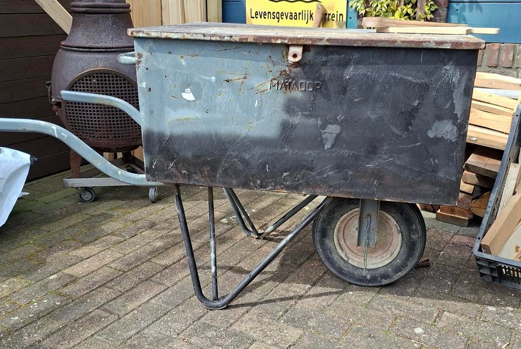 Bakwagen/gereedschapwagen, Ophalen, Gebruikt
