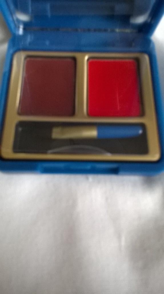 PUPA RETRO ILLUSION LIPPENSTIFT PALET NIEUW, Verzenden, Nieuw, Overige kleuren, Lippen