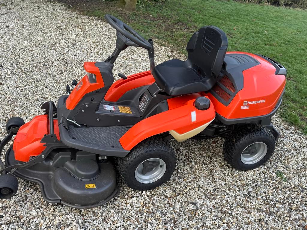 Husqvarna R 216T AWD Zitmaaier met 103cm maaidek, Ophalen, Zo goed als nieuw, Mulchfunctie, 90 tot 120 cm