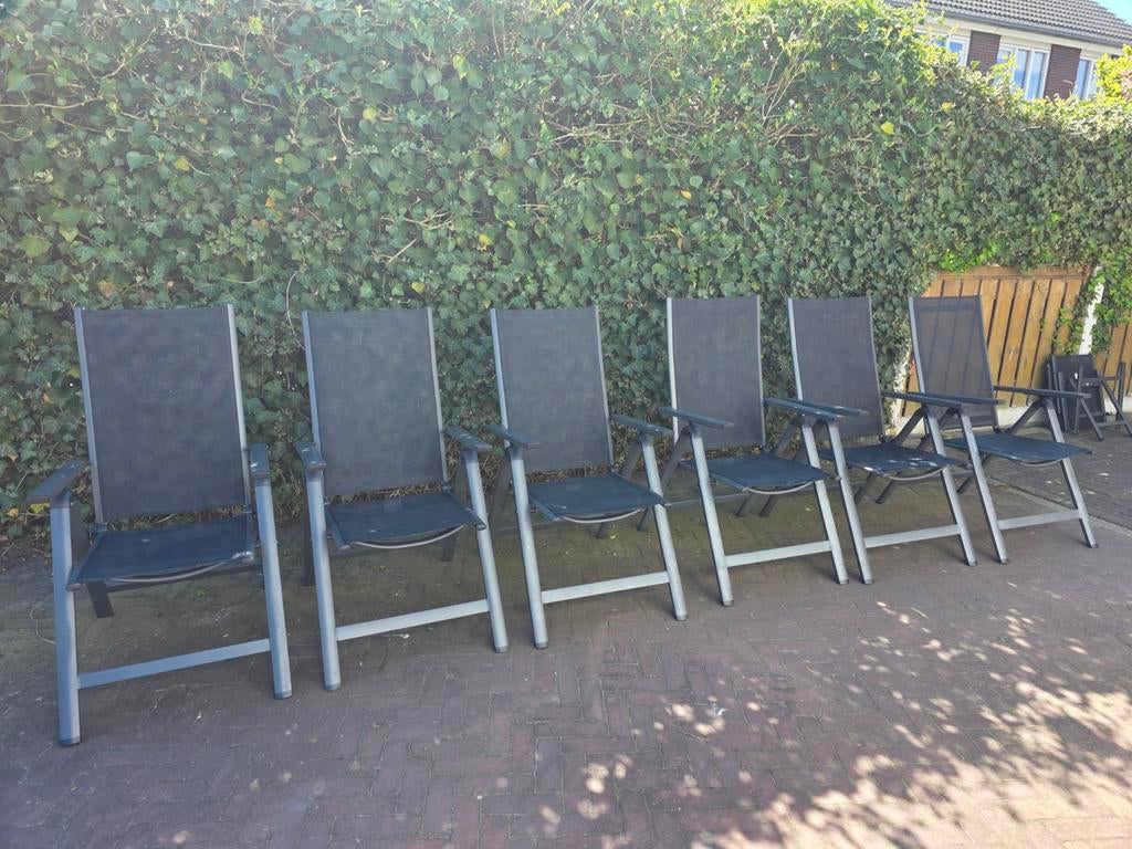 Lichtgewicht tuinstoelen (7 standen) met krukjes en kussens, Ophalen, Gebruikt, Aluminium, Verstelbaar