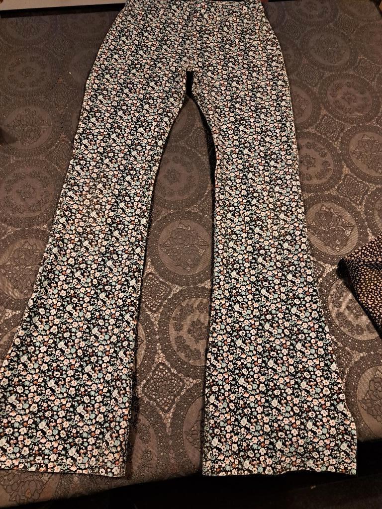 Vingino flared broek 176, Broek, Meisje, Ophalen of Verzenden, Zo goed als nieuw