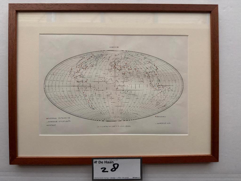 Oude wereldkaart aardolie en aardgas, Boeken, Atlassen en Landkaarten, Ophalen, 1800 tot 2000, Nederland, Landkaart
