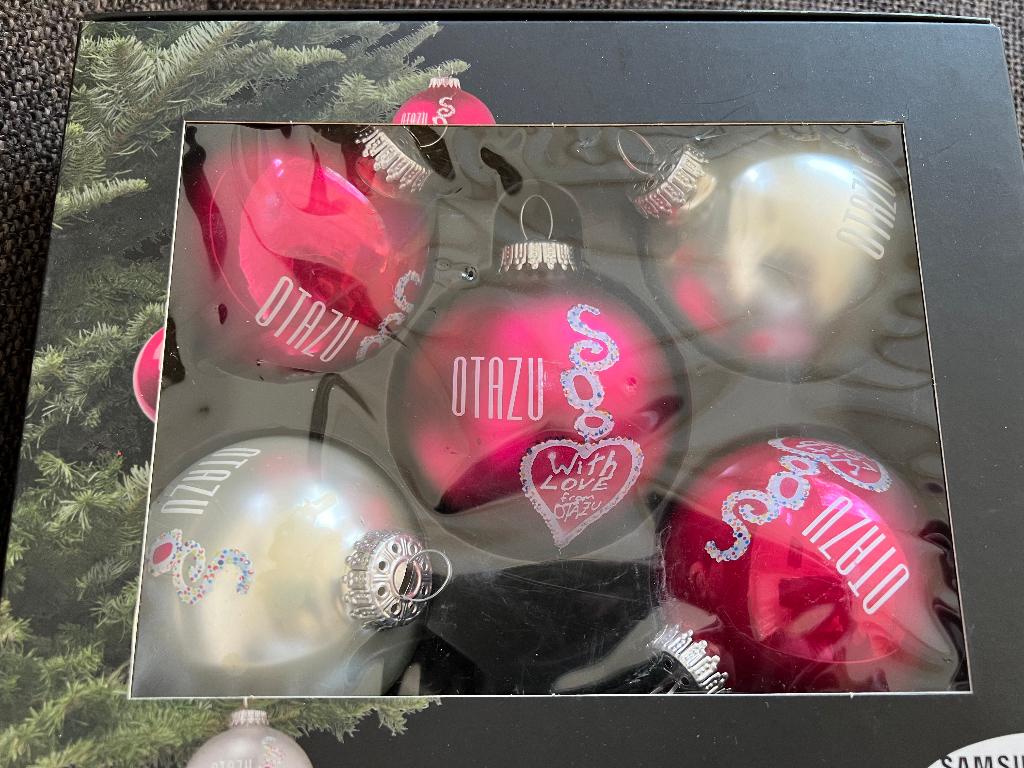 5 Otazu kerstballen /roze en witte designer kerstbal Samsung, Ophalen of Verzenden