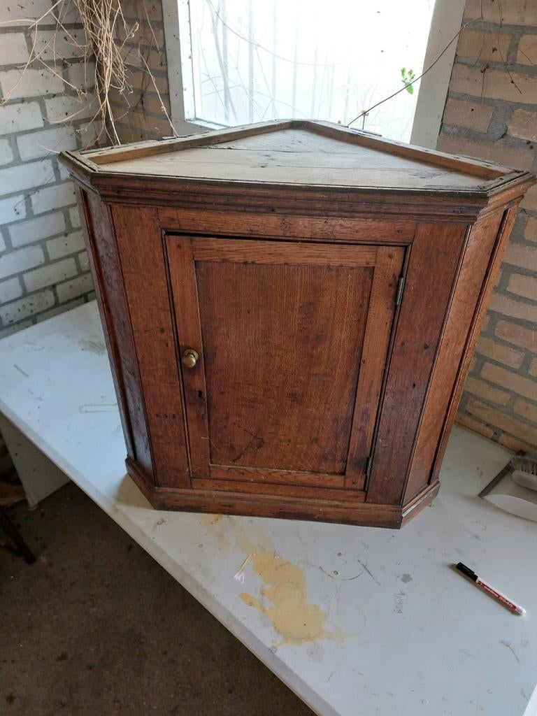 Antiek houten hoekkastje - Unieke blikvanger, Ophalen