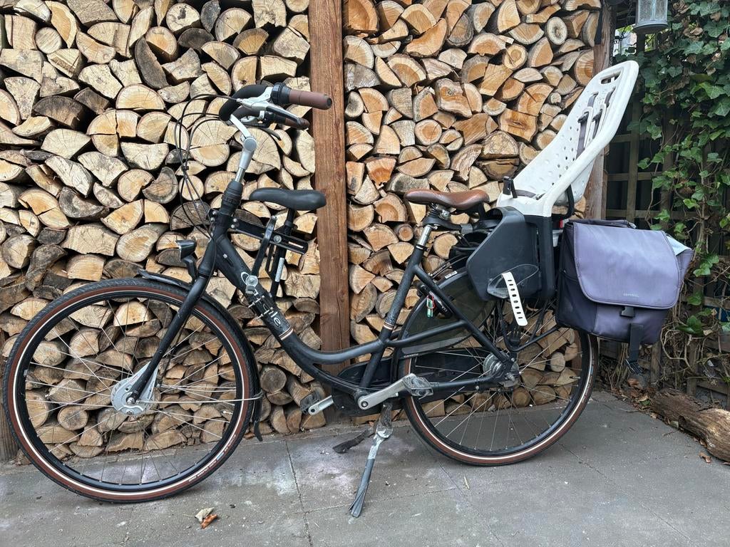 Gazelle Bloom moederfiets met Yepp zitjes en fietstas, Fietsen en Brommers, Fietsen | Dames | Moederfietsen, Ophalen, 2 zitjes