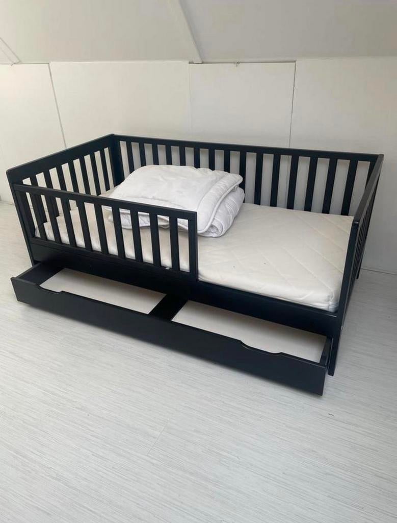 Junior bed met lade – inclusief matras en lattenbodem, Ophalen, 70 tot 85 cm, 140 tot 160 cm, Zo goed als nieuw