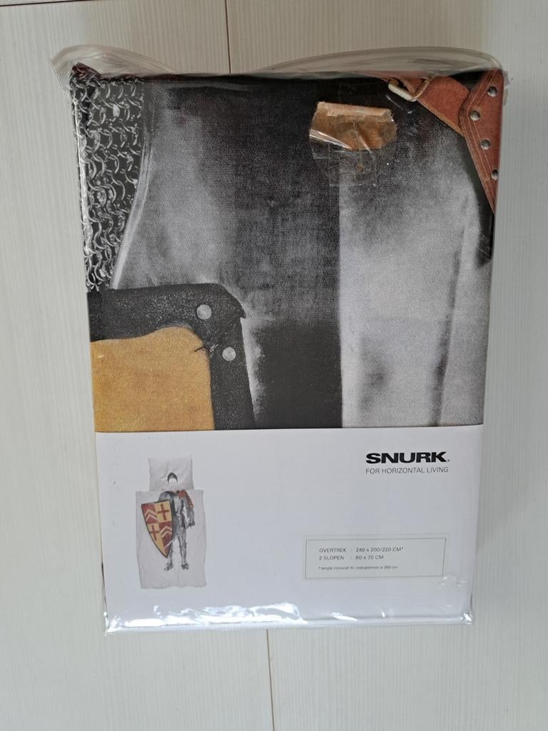 Nieuw SNURK dekbedovertrekset Knight 240x200/220, Huis en Inrichting, Slaapkamer | Beddengoed, Wit, Dekbedovertrek, Ophalen of Verzenden