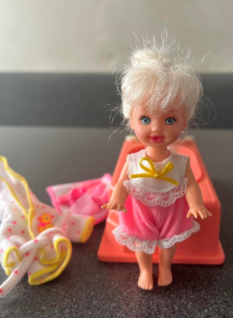 Barbie Kelly Bathtime, Verzamelen, Poppen, Zo goed als nieuw, Pop, Ophalen of Verzenden