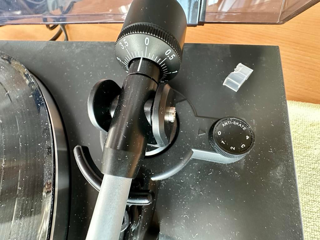 Platenspeler met USB-uitgang en instelbare toonarm, Overige merken, Ophalen of Verzenden, Zo goed als nieuw, USB-aansluiting