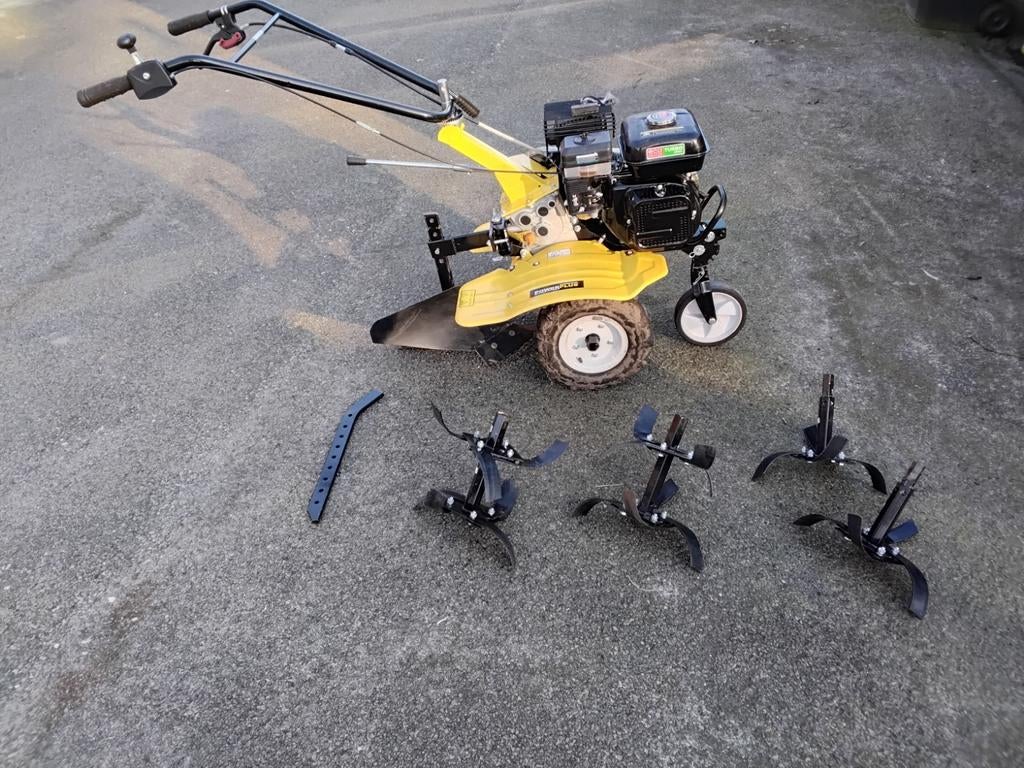 PowerPlus POWXG7217 Benzine Tuinfrees - gebruikt/ opknapper, Tuin en Terras, Hand-tuingereedschap, Ophalen, Gebruikt, PowerPlus