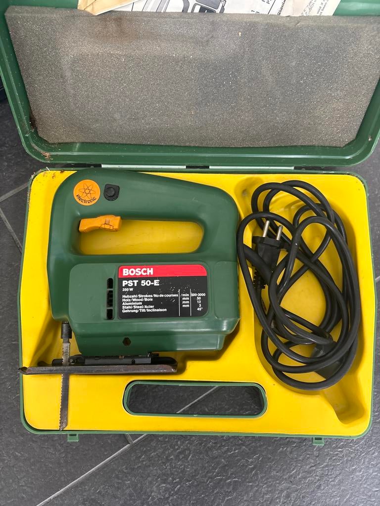 Bosch decoupeerzaag, Doe-het-zelf en Verbouw, Gereedschap | Zaagmachines, Gebruikt, Decoupeerzaag, Ophalen of Verzenden, 30 tot 70 mm