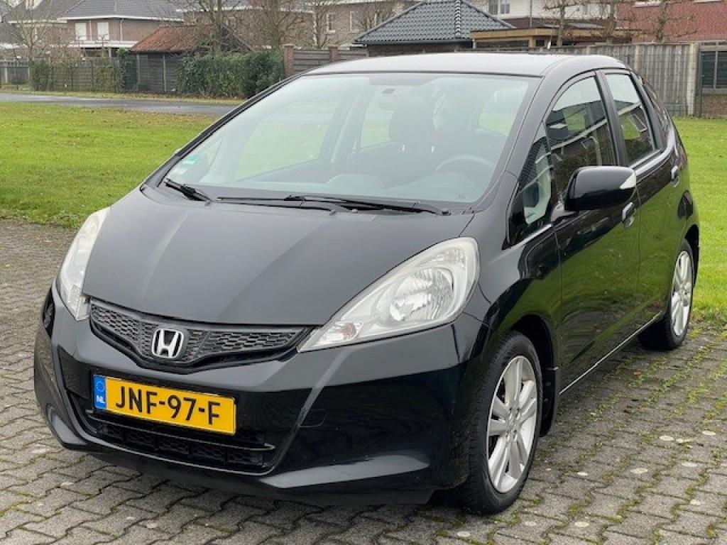 Honda JAZZ 1.4 Automaat/ Airco/ LM/ Parkeersensoren/ Stoelve, Gebruikt, 4 cilinders, Zwart, Bedrijf