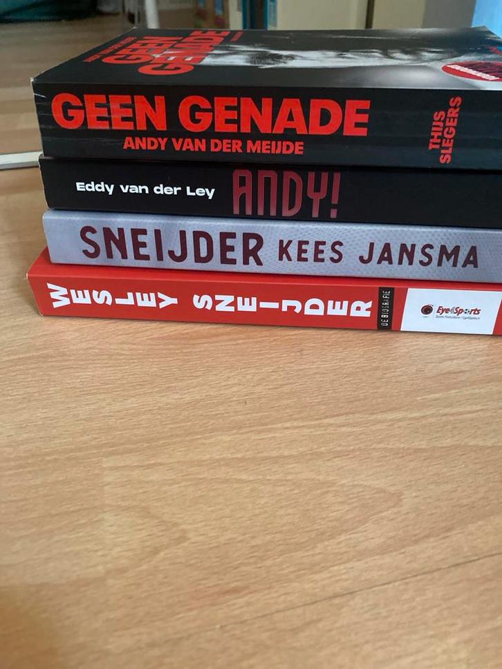 Voetbalboeken Wesley Sneijder en Andy van der Meijde, Boeken, Biografieën, Gelezen, Sport, Ophalen of Verzenden