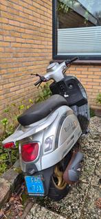 Berini Classic Scooter - Zilverkleurig, Ophalen, Gebruikt, Maximaal 45 km/u, Berini