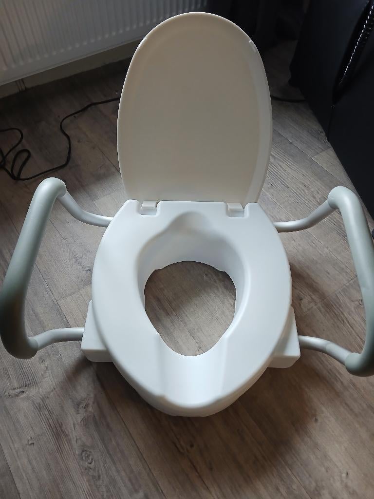 WC Bril verhoger met armsteunen, Ophalen, Nieuw
