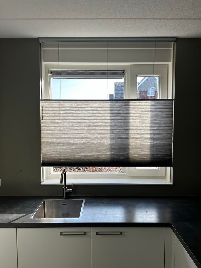 Stijlvolle plisségordijnen voor raamdecoratie, Huis en Inrichting, Stoffering | Gordijnen en Lamellen, Ophalen, Zo goed als nieuw