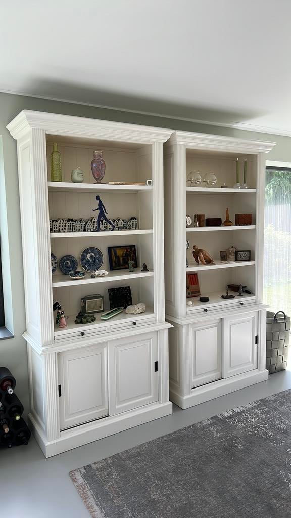 Stijlvolle, zware crème kleurige buffetkast, Ophalen, 100 tot 150 cm, 200 cm of meer, 50 tot 75 cm