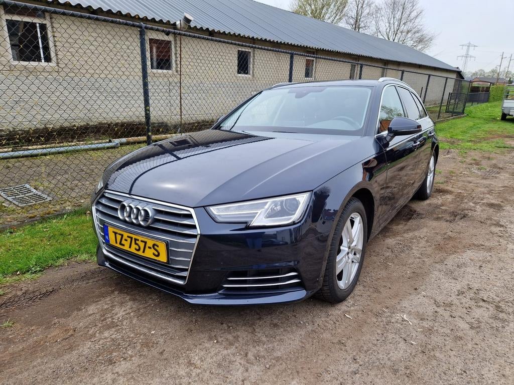 Audi A4 2.0 Tfsi 190pk S Tronic 2018 Zwart, Stof, 1984 cc, Zwart, 1500 kg