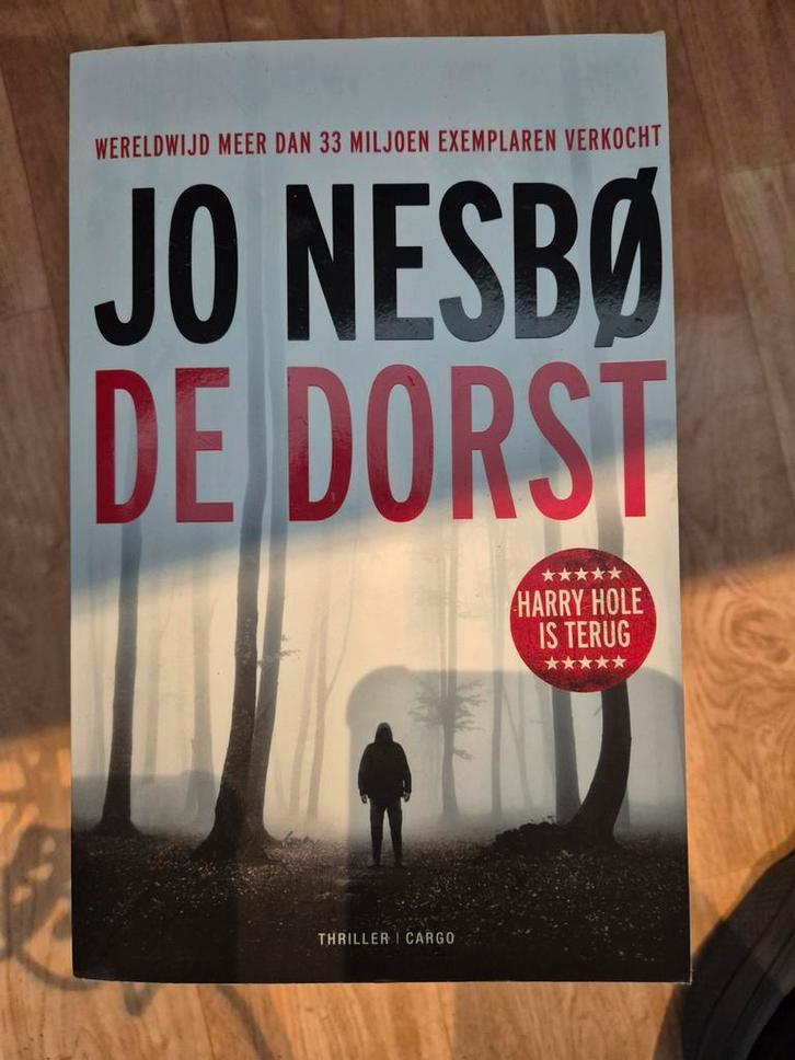 Jo Nesbø - De dorst, Boeken, Thrillers, Zo goed als nieuw, Ophalen of Verzenden