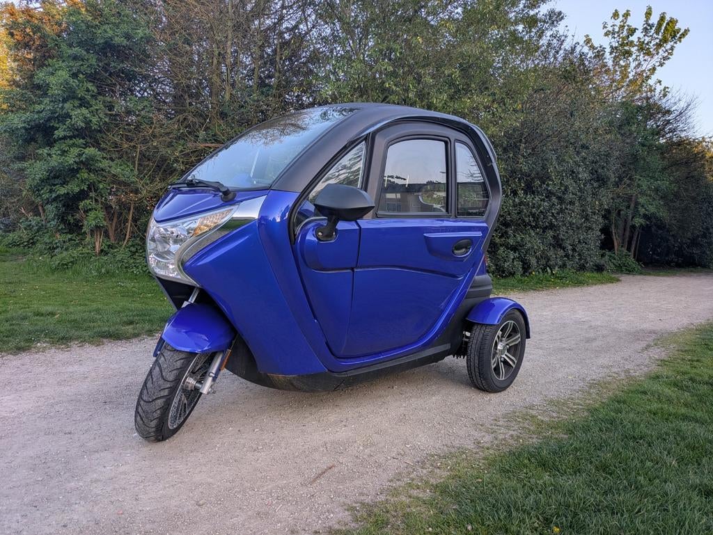 Luxe  Elektrische overdekte scootmobiel met kenteken, Ophalen, Zo goed als nieuw, 46 km of meer, 16 km/u of meer