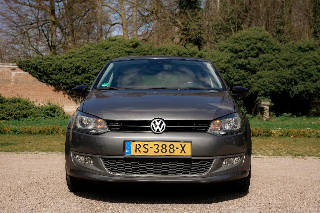 Volkswagen Polo 1.2  2011 Grijs | Apple Carplay, Voorwielaandrijving, 972 kg, 40 €/maand, Navigatiesysteem