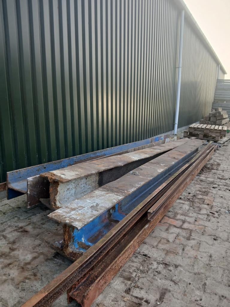 HEA 280 gebruikte Spanten, Doe-het-zelf en Verbouw, Metalen, Ophalen
