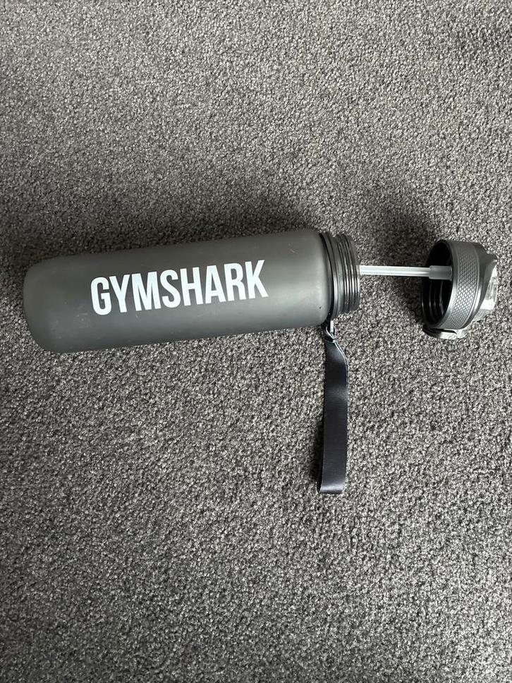 Gymshark bidon - Zwart (1 liter), Sport en Fitness, Bidons, Zo goed als nieuw, Ophalen of Verzenden
