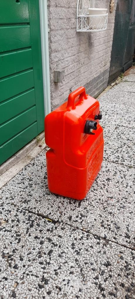 25 liet Buitenboordmotor Tank, Ophalen of Verzenden, Zo goed als nieuw