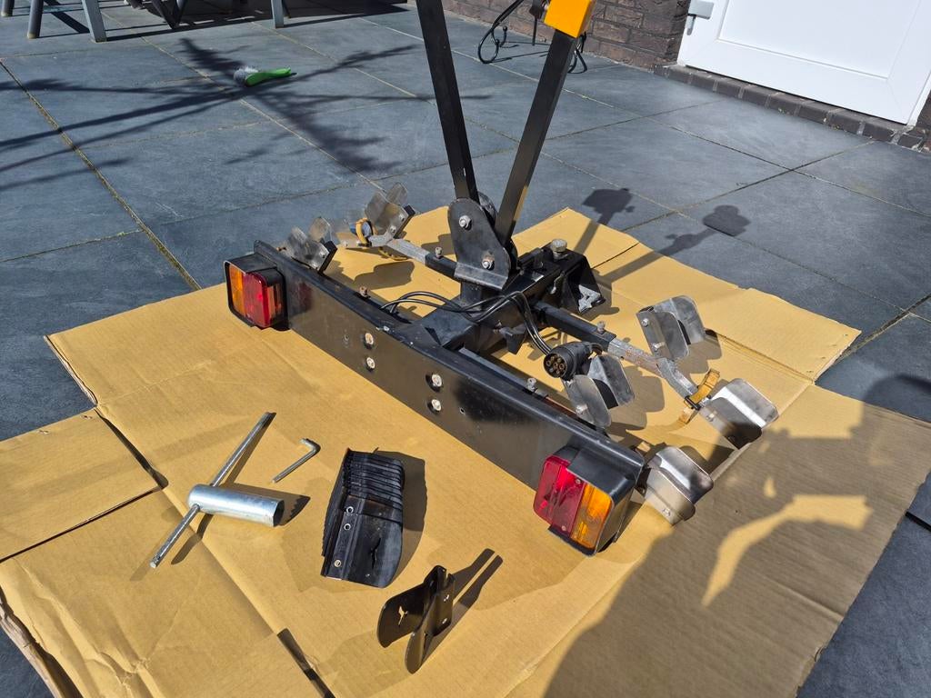 Hawk fietsendrager, Ophalen, Gebruikt, Trekhaakdrager, Brede banden