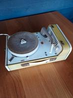 Vintage Philips platenspeler met ingebouwde versterker, Ophalen of Verzenden, Gebruikt, Platenspeler, Philips