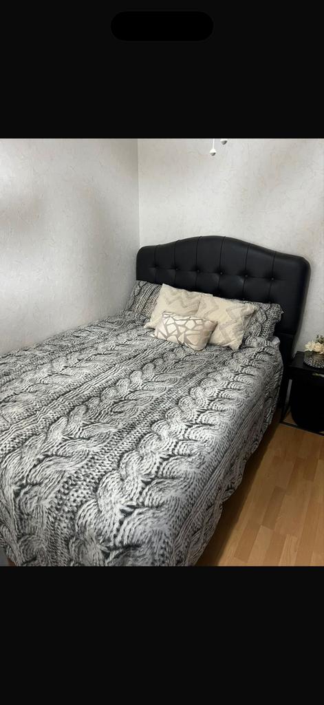 Boxspring met opslagruimte - 140 cm breed, Huis en Inrichting, Slaapkamer | Bedden, Ophalen, Gebruikt, Zwart, 140 cm
