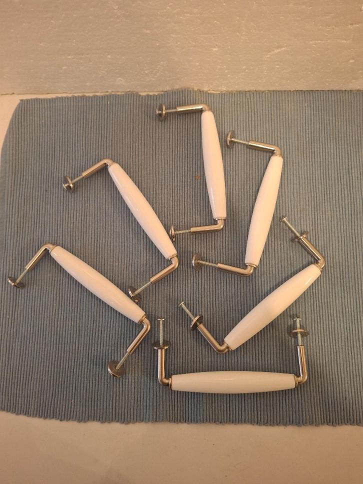 6 mooie porseleinen handvatten voor bv een ladenkast, Huis en Inrichting, Woonaccessoires | Overige, Nieuw, Ophalen of Verzenden