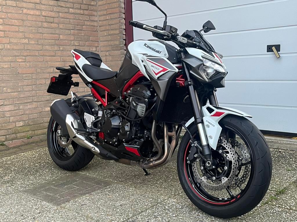 Kawasaki Z 900 E   35KW 1ste eigenaar Dealer onderhouden, LED Verlichting, 4 cilinders, 900 cc, Particulier