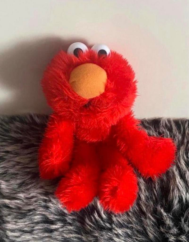 Mooie elmo knuffel / nieuw !, Kinderen en Baby's, Speelgoed | Knuffels en Pluche, Verzenden, Zo goed als nieuw, Overige typen