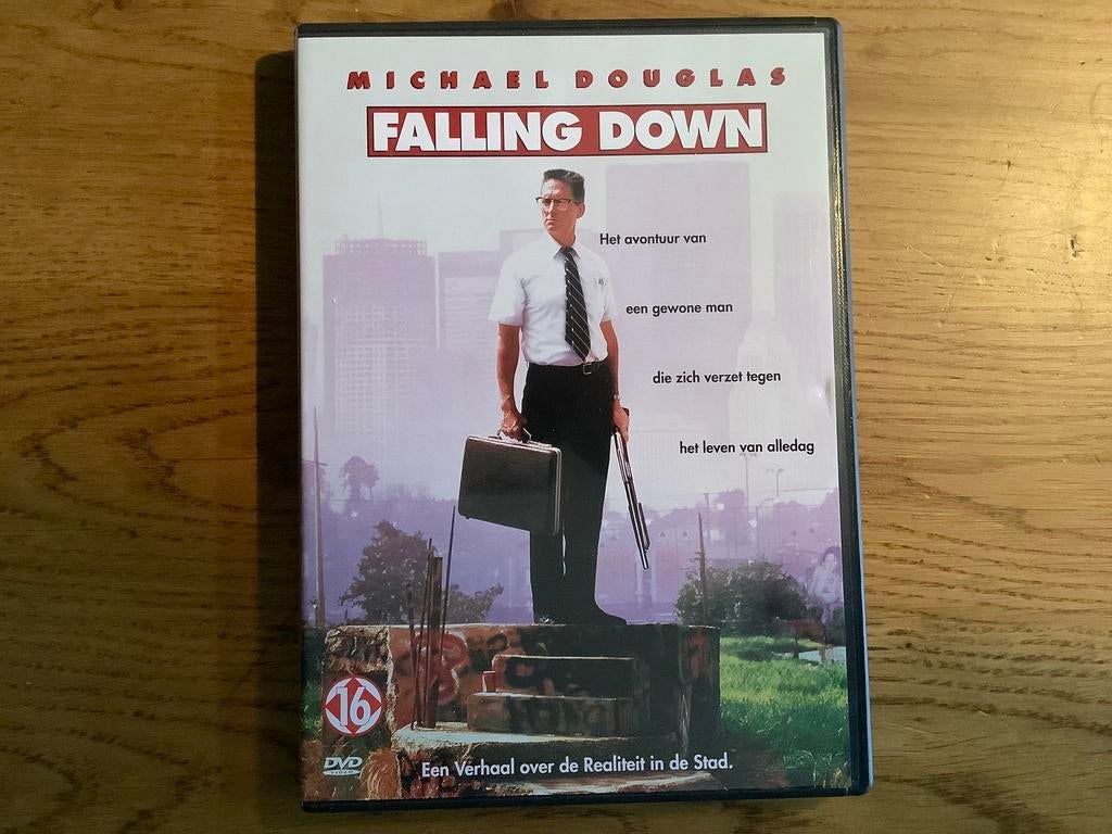 FALLING DOWN, Michael Douglas, Robert Duval, Barb Hershey., Ophalen of Verzenden, Zo goed als nieuw