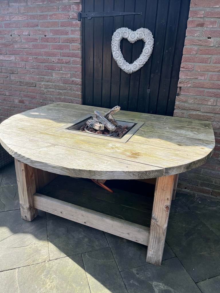 Houten tuintafel met ingebouwde gashaard, Ophalen of Verzenden, Gebruikt