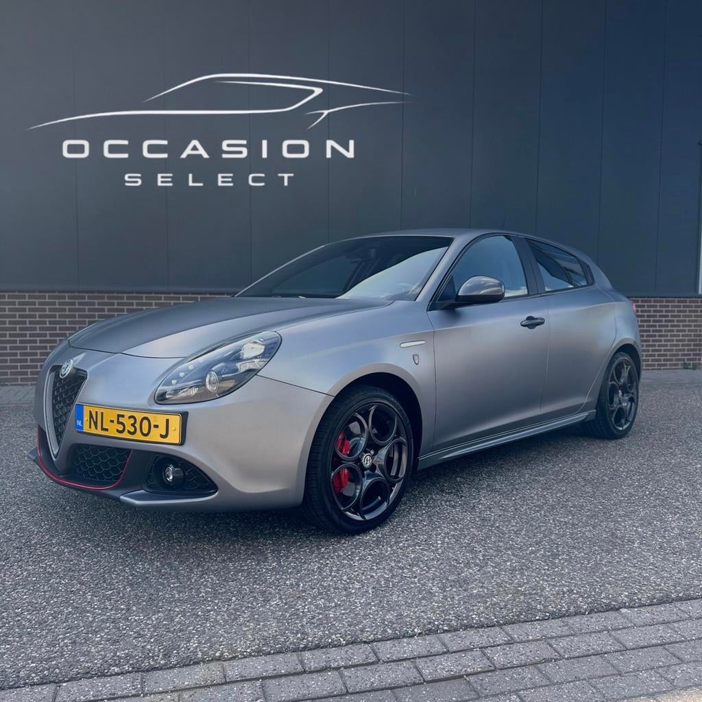 Alfa Romeo Giulietta 1.4 Turbo MultiAir Super 200 PK | Alcan, Euro 6, 4 cilinders, Alcantara, Origineel Nederlands