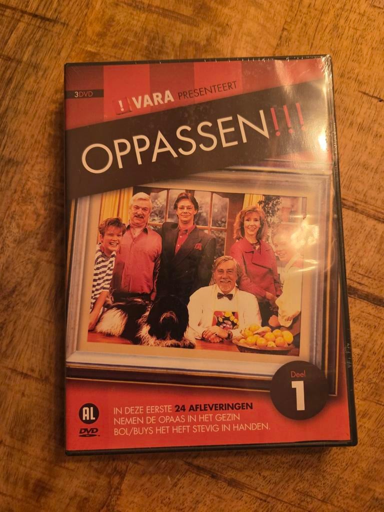 Oppassen 24 afleveringen op dvd  serie, Vanaf 12 jaar, Ophalen of Verzenden, Zo goed als nieuw, Actiekomedie