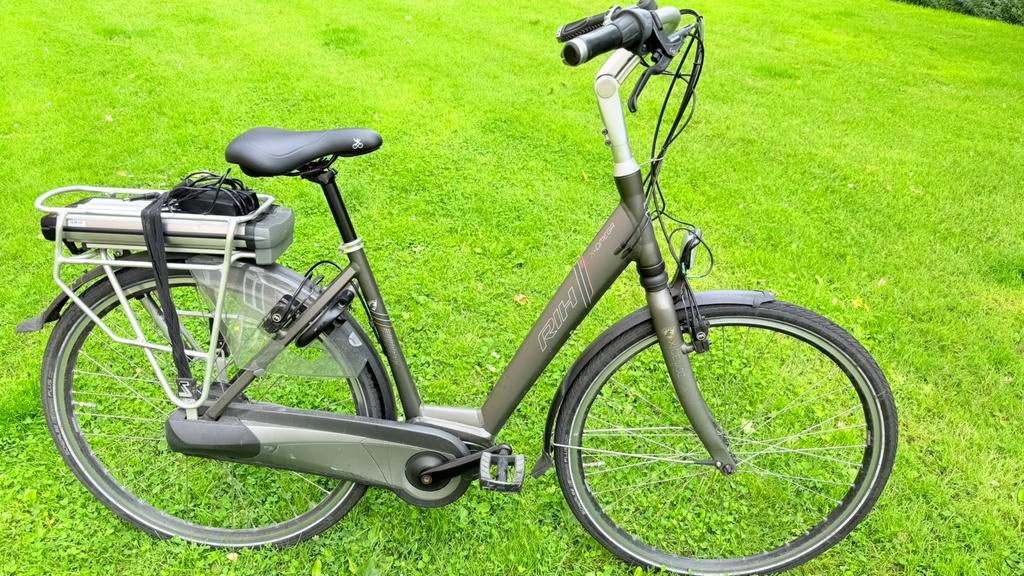 Goede kwaliteit mooie Elektrische fiets RIH X-Omega 49cm, Fietsen en Brommers, Elektrische fietsen, Gebruikt, 47 tot 51 cm, 50 km per accu of meer