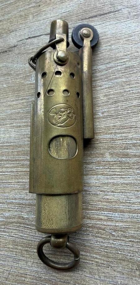 Vintage messing legeraansteker / loopgraaf aansteker, Verzamelen, Ophalen of Verzenden, Gebruikt, Aansteker